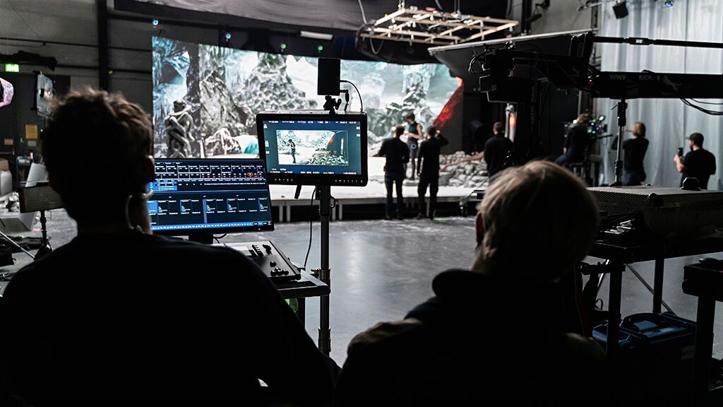 Green Screens, Green Pixels and Green Shooting